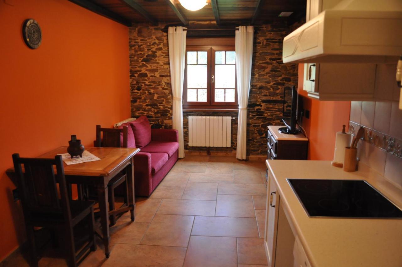 Apartamentos Rurales Castro De Vilaosende Ribadeo Luaran gambar